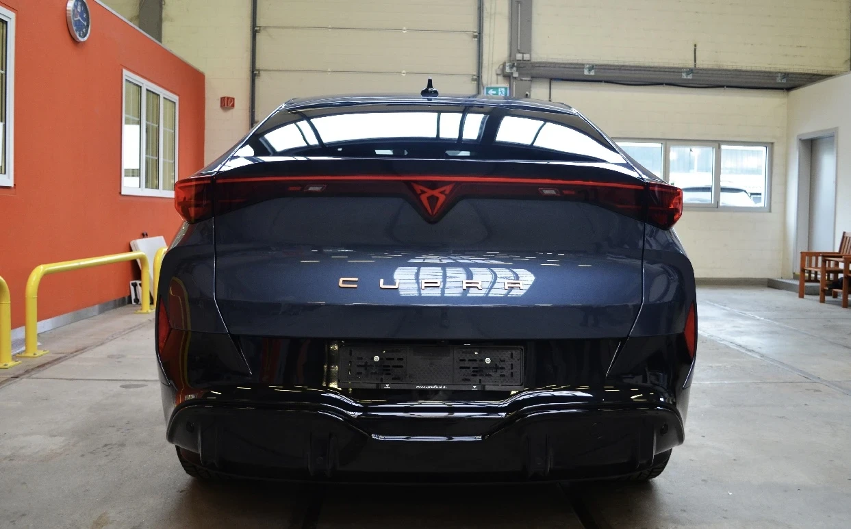 Cupra Tavascan 77Kwh Edge 286к.с 2025г 17.000км Гаранция, снимка 6 - Автомобили и джипове - 56217663