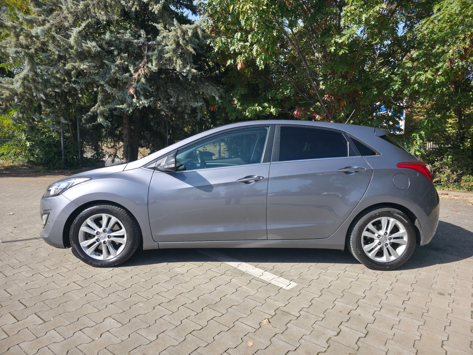 Hyundai I30 1.6crdi Automatik Euro5b | Mobile.bg � ����������� 8