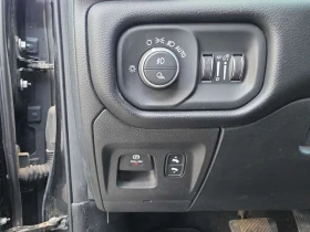 Dodge RAM 1500 LARAMIE * 360 КАМЕРА* ПОДГРЕВ* ОБДУХВАНЕ*  | Auto.bg — изображение 12