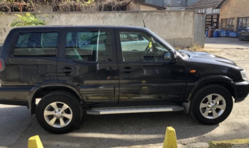 Nissan Terrano 3.0 (ДЪЛГА БАЗА), снимка 5 - Автомобили и джипове - 47822010