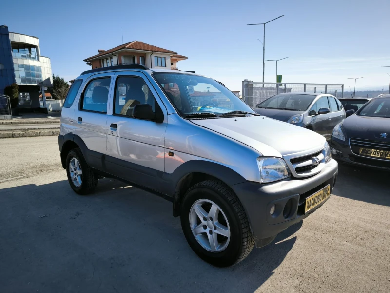 Daihatsu Terios 1.3i 4x4 Automat, снимка 3 - Автомобили и джипове - 48850132