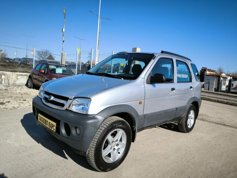 Daihatsu Terios 1.3i 4x4 Automat, снимка 1 - Автомобили и джипове - 48850132