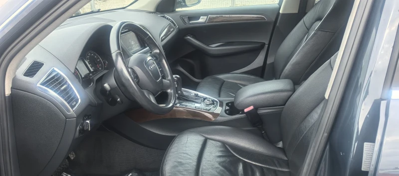 Audi Q5 3.2 quattro, снимка 9 - Автомобили и джипове - 52316962
