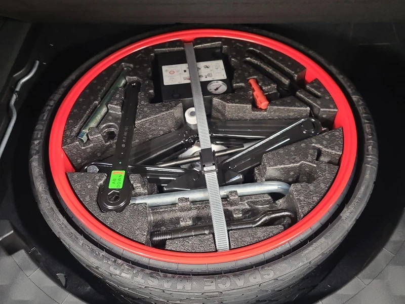 Porsche Cayenne * Aвтокредит* * Пълна сервизна история* , снимка 14 - Автомобили и джипове - 53418968