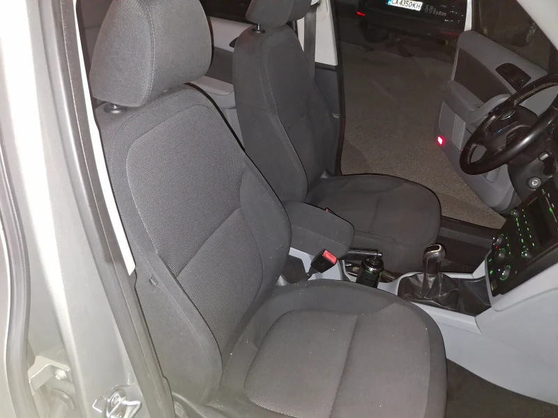 Skoda Yeti 4х4 110к.с., снимка 12 - Автомобили и джипове - 53561769