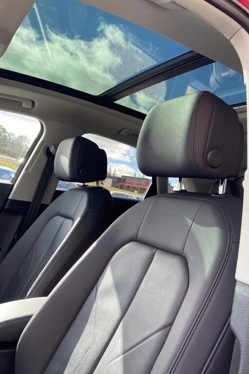 Audi Q3 quattro Komfort 45 TFSI * АвтоКредит* (ЦЕНА ДО БГ), снимка 16 - Автомобили и джипове - 53990873