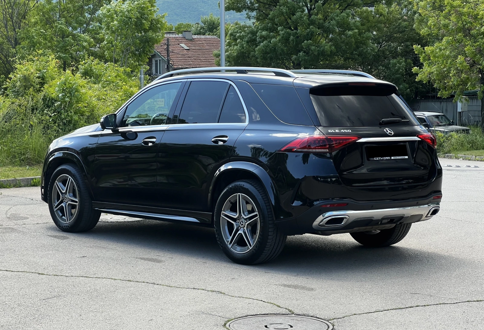 Mercedes-Benz GLE 450 AMG /4-MATIC/ AIRMATIC/ BURMESTER/ 360/ HEAD UP/ PANO/ - изображение 4