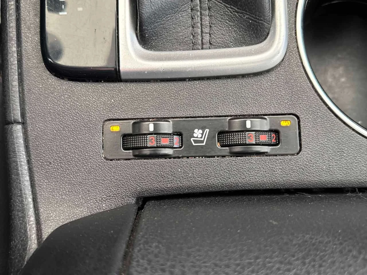 Toyota Highlander * Limited * CARFAX * ���� �� �� | Mobile.bg � ����������� 12