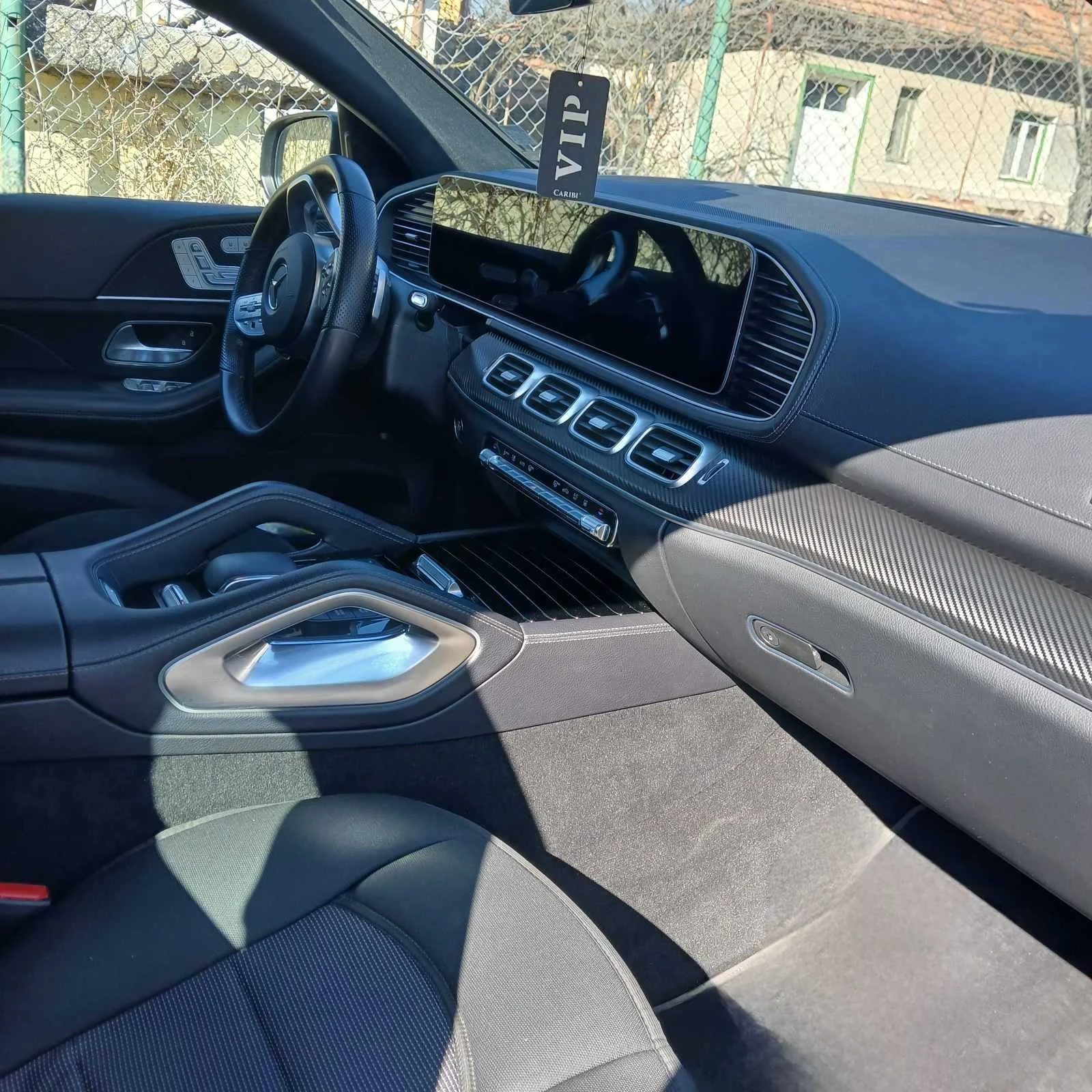 Mercedes-Benz GLE 350 AMG Line - 35 000 km - КАТО НОВА!!! , снимка 7 - Автомобили и джипове - 53698009