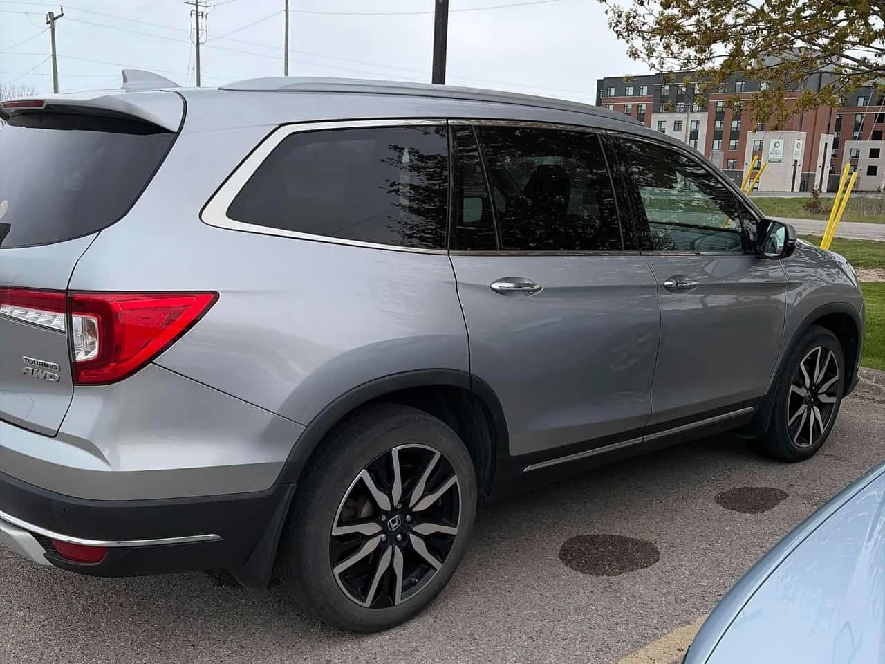 Honda Pilot Touring 8 Passenger| ПАМЕТ| ПОДГРЕВИ| ОБДУХВАНЕ, снимка 3 - Автомобили и джипове - 54609292