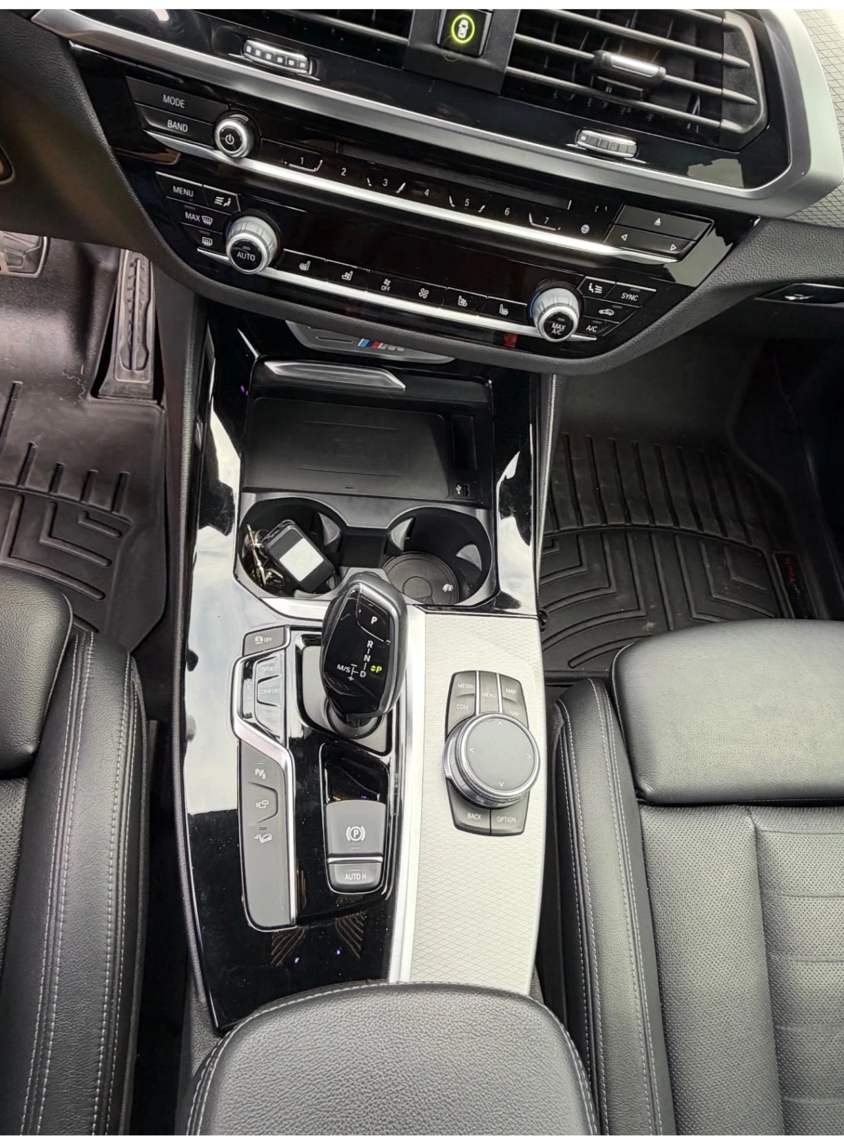 BMW X3 M40i | CARFAX | ГЛАВНО ПРЕДСТАВИТЕЛСТВО НА BMW, снимка 8 - Автомобили и джипове - 56151763