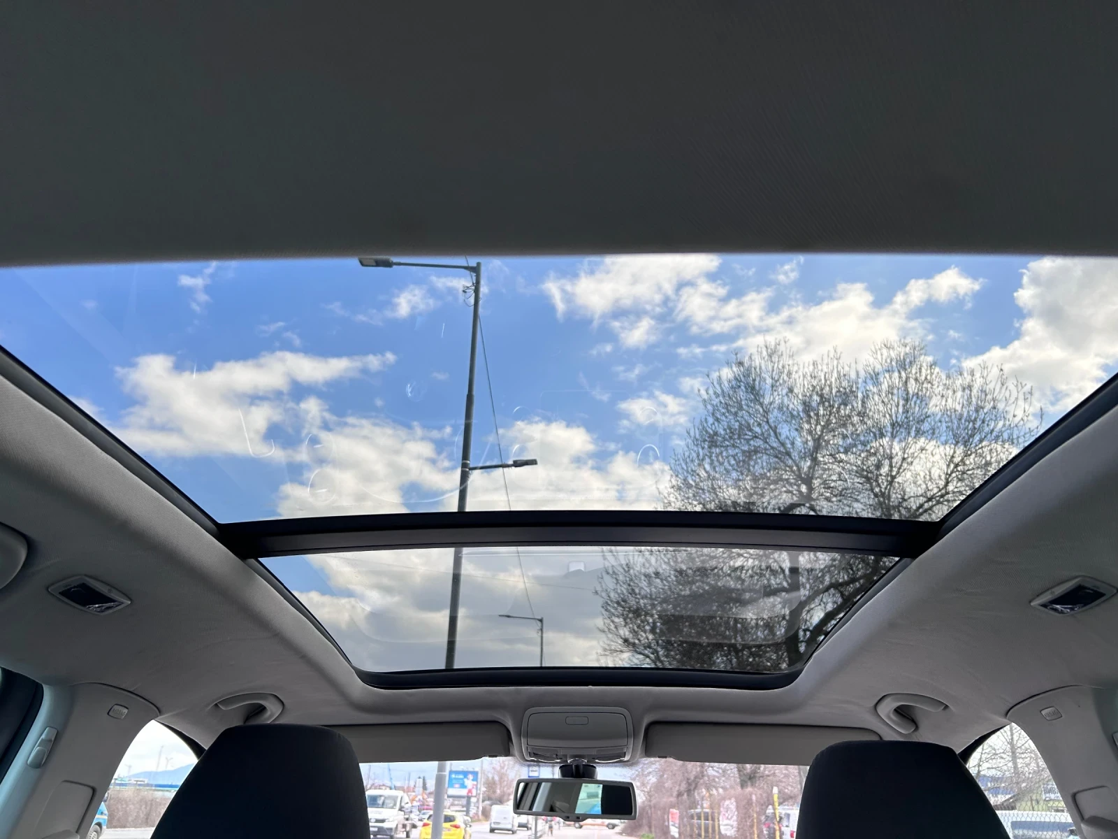 VW Tiguan 2.0 TDI / 4 MOTION-AUTOMATIC AISIN-PANORAMA-NAVI, снимка 7 - Автомобили и джипове - 56210833