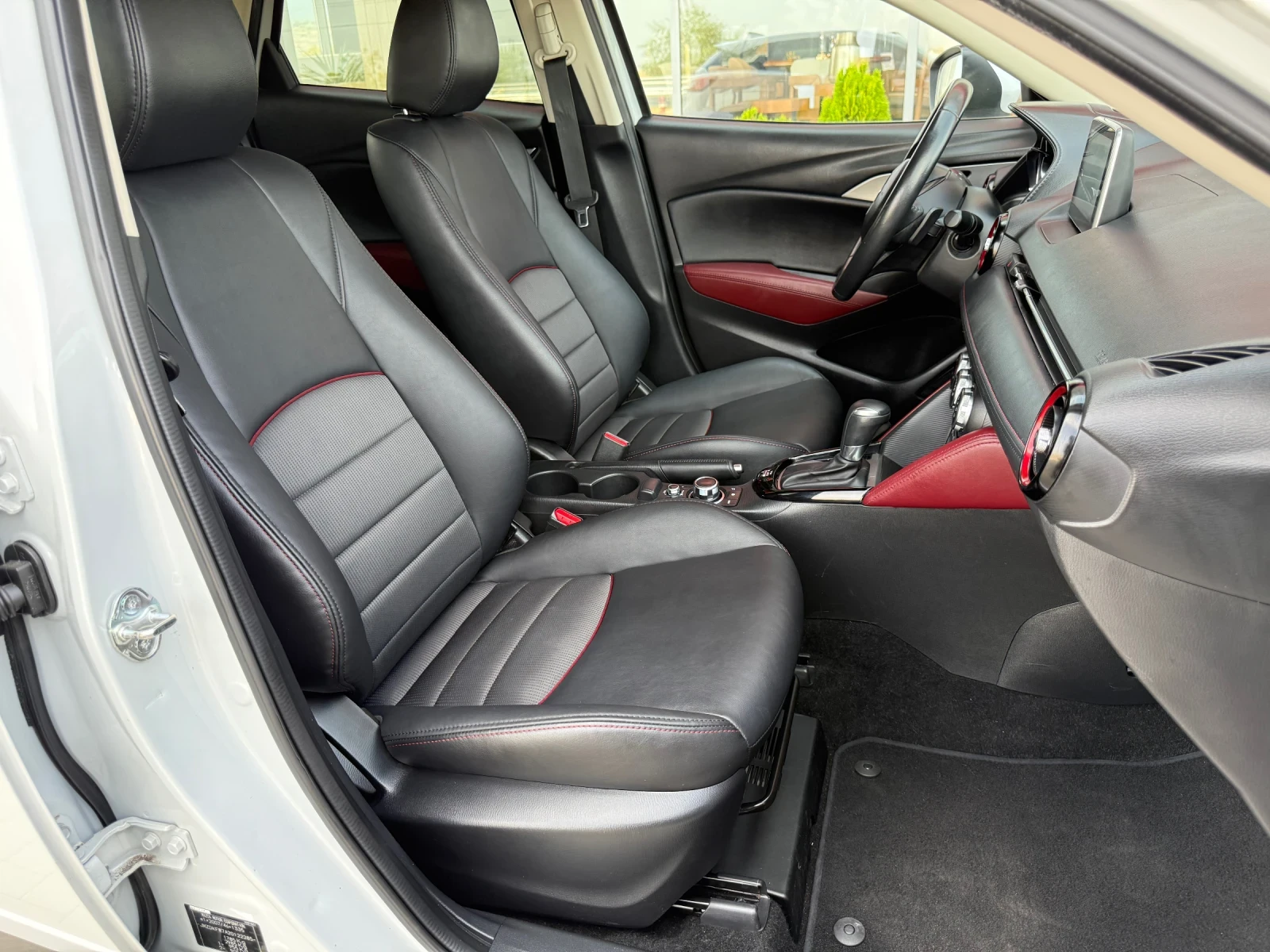 Mazda CX-3 2.0i 150�.� 4WD / OPTIMUM / FULL / AVTOMAT / KOJA  | Mobile.bg � ����������� 10