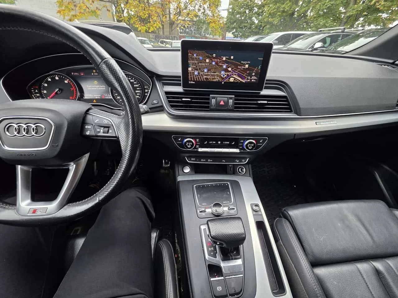 Audi Q5 * Progressiv * CARFAX * ����� �� ����������� | Mobile.bg � ����������� 9