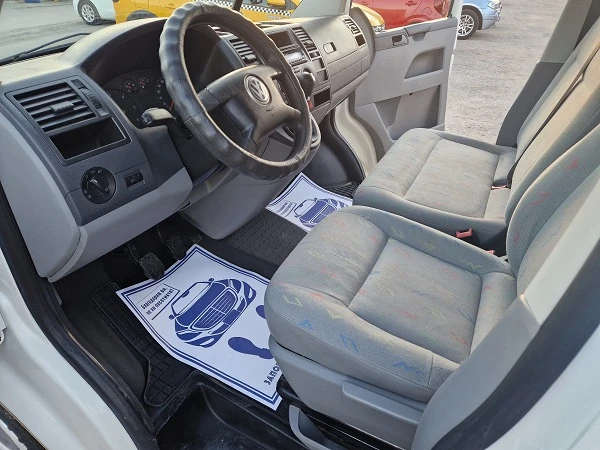 VW Transporter 2.5 TDI 4 MOTION, снимка 10 - Бусове и автобуси - 47381844