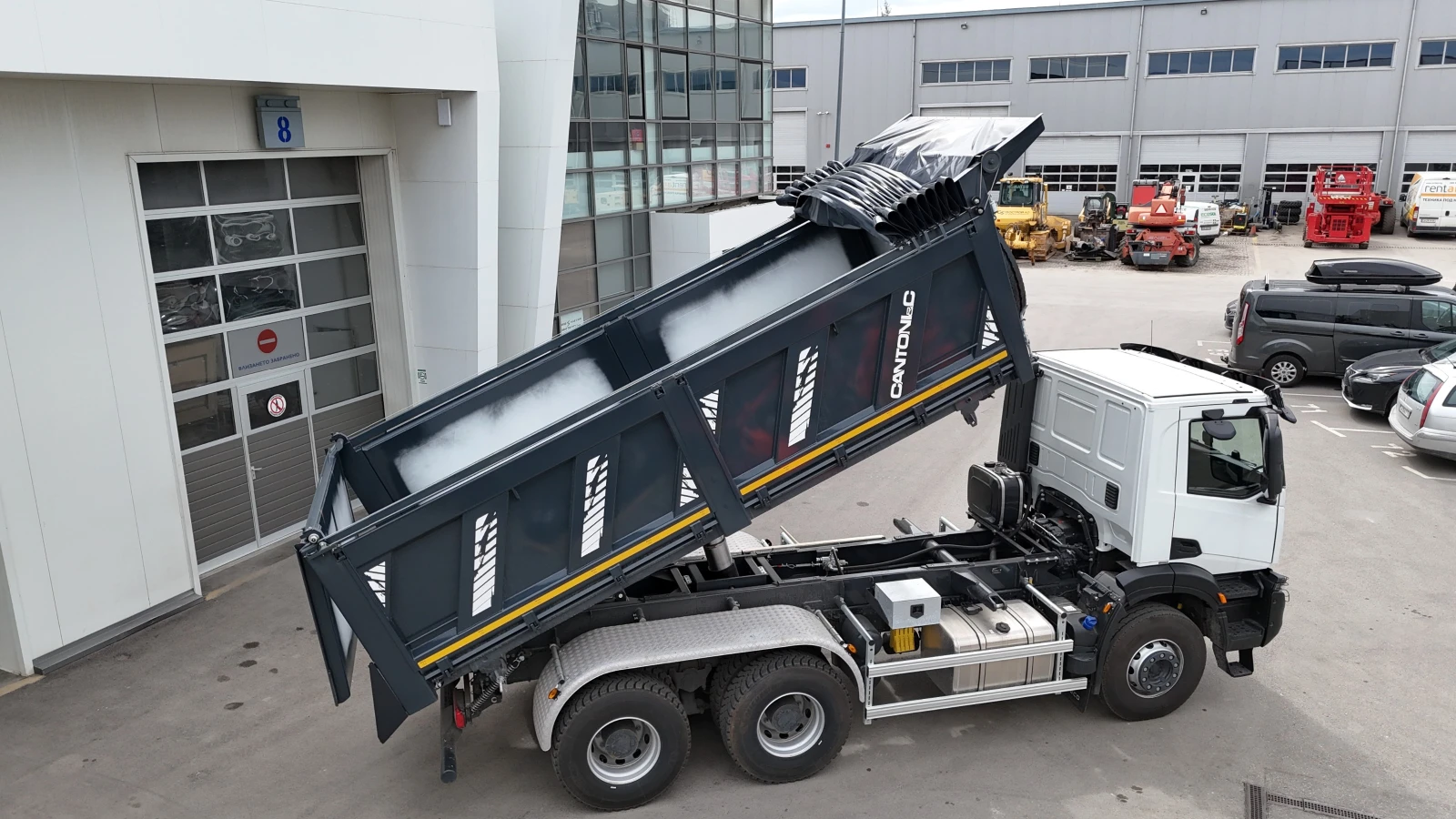 Iveco T-WAY AD380T50 MY24 ТРИСТРАННО РАЗТОВАРВАНЕ - изображение 3