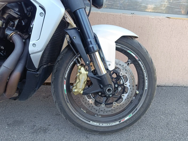 MV Agusta Brutale 990R, снимка 8 - Мотоциклети и мототехника - 50173467