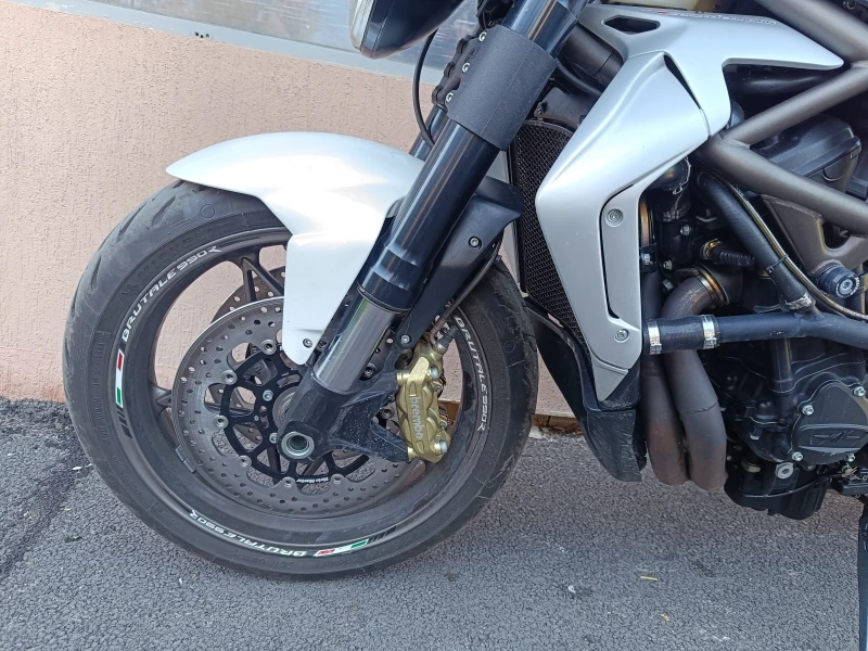 MV Agusta Brutale 990R, снимка 15 - Мотоциклети и мототехника - 50173467