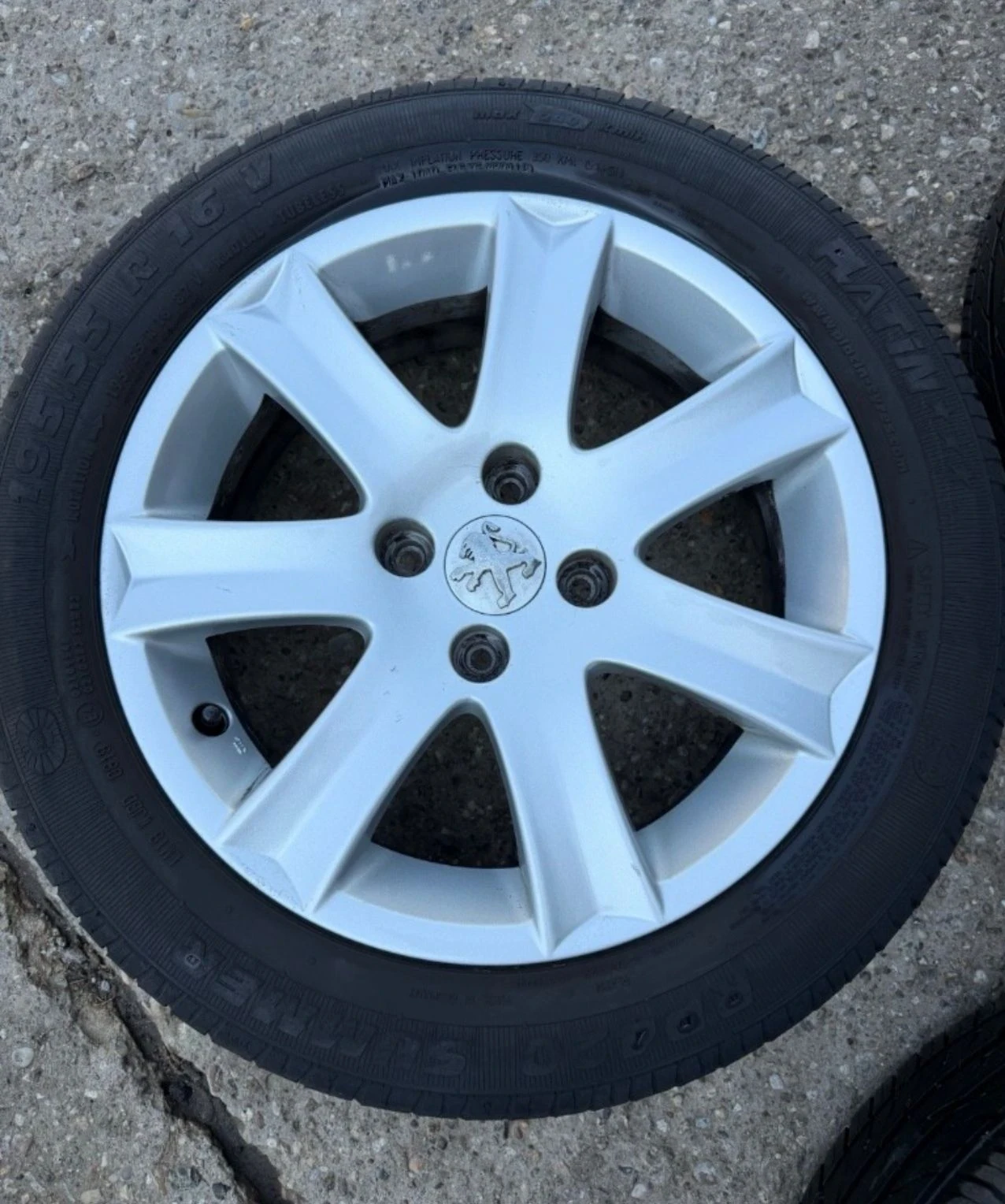 ���� � ������ 195/55R16 �� Peugeot | Mobile.bg � ����������� 6