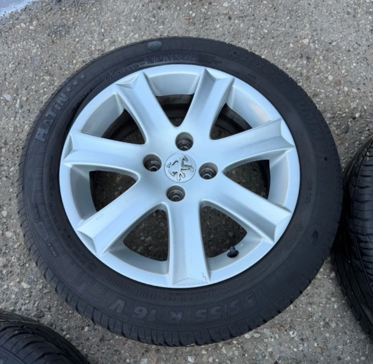 ���� � ������ 195/55R16 �� Peugeot | Mobile.bg � ����������� 3