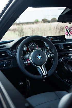 BMW M4 Топ състояние Yas Marina Blue BBS Карбон Покрив, снимка 13
