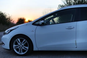 Kia Ceed SW 1.6 CRDi 110 к.с., снимка 9