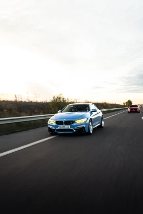 BMW M4 Топ състояние Yas Marina Blue BBS Карбон Покрив, снимка 15
