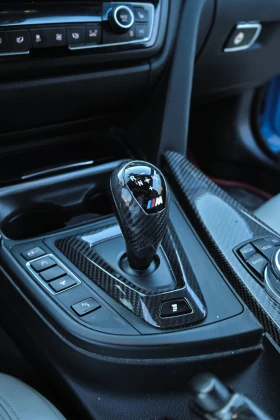 BMW M4 Топ състояние Yas Marina Blue BBS Карбон Покрив, снимка 6