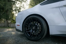 Ford Mustang Shelby GT350 Fastback RWD | Mobile.bg    8