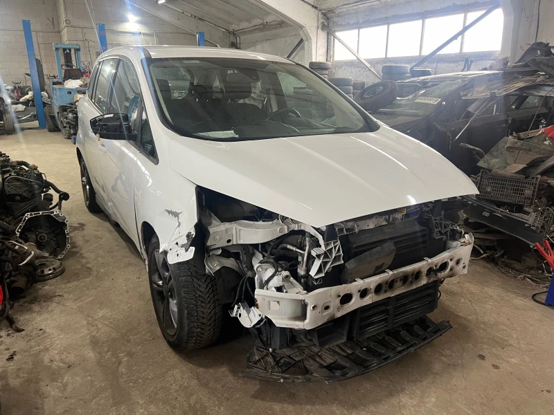 Ford Grand C-Max 1.0ecoboost, снимка 3 - Автомобили и джипове - 45962536