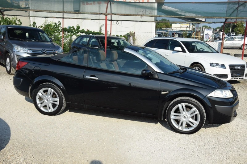 Renault Megane 1.5 DCI, снимка 8 - Автомобили и джипове - 46674613