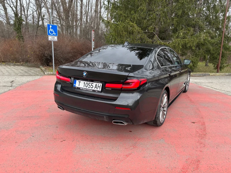 BMW 520 Bmw 520 xDrive 2021г Топ състояние-ЛИЗИНГ! , снимка 7 - Автомобили и джипове - 48336517