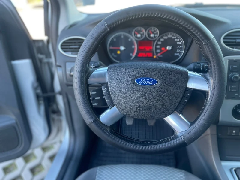 Ford Focus 1.6TDCI TITANIUM , снимка 13 - Автомобили и джипове - 48721847