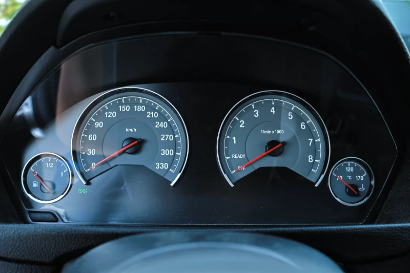 BMW M4 Топ състояние Yas Marina Blue BBS Карбон Покрив, снимка 9 - Автомобили и джипове - 52483021