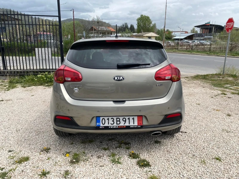 Kia Ceed, снимка 6 - Автомобили и джипове - 49457989