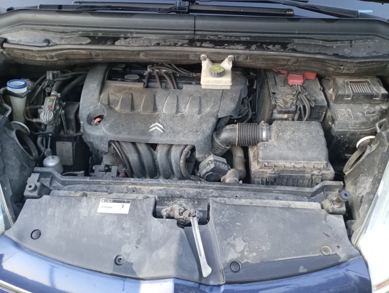 Citroen C4 Picasso, снимка 10 - Автомобили и джипове - 51928392