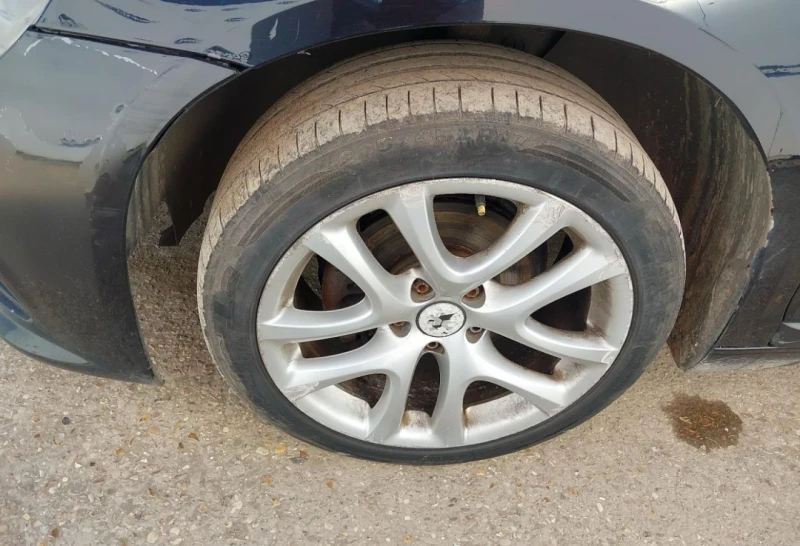 VW Scirocco 1.4tfsi cgg, снимка 7 - Автомобили и джипове - 50026844