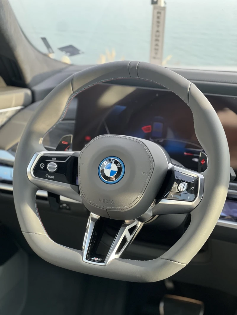 BMW 760 M * FULL ЕКСТРИ* , снимка 9 - Автомобили и джипове - 53264603
