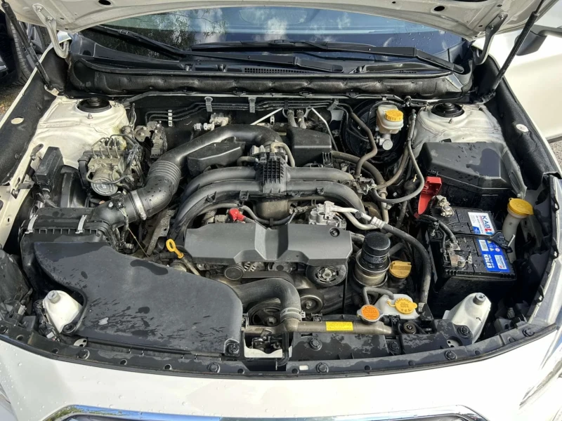 Subaru Outback 2.5 AWD 175 * LUXURY * 3 CAM * DISTRONIC * , снимка 17 - Автомобили и джипове - 51775556