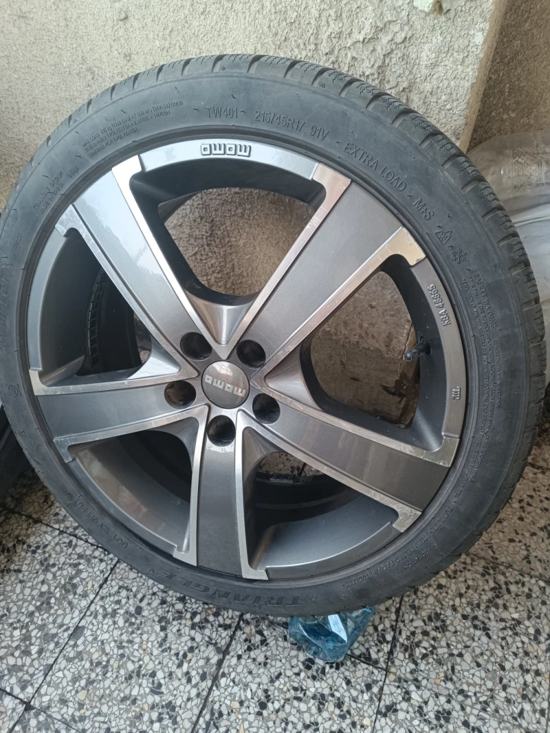 Toyota Prius, снимка 15 - Автомобили и джипове - 52105341