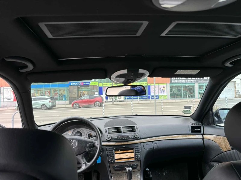 Mercedes-Benz E 280, снимка 10 - Автомобили и джипове - 52771216