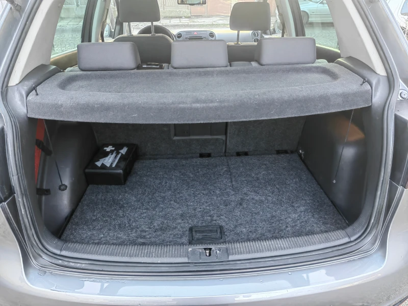 VW Golf Plus 1.9, снимка 10 - Автомобили и джипове - 53163167