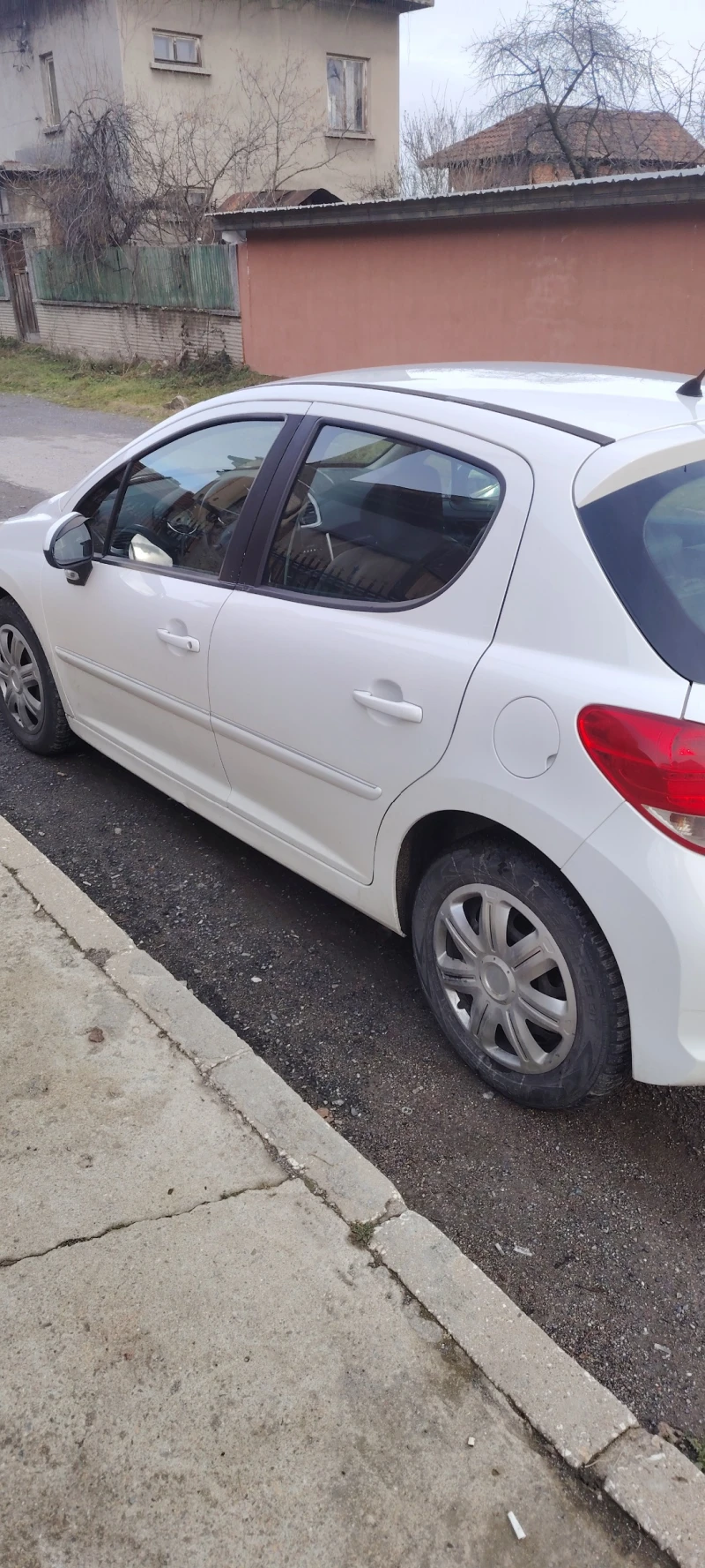 Peugeot 207, снимка 4 - Автомобили и джипове - 53285180
