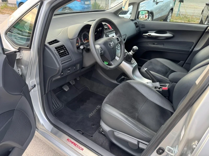 Toyota Auris K2 compressor 241kc Колата е регистрирана  - изображение 7