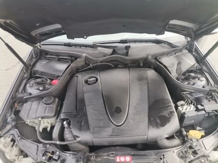 Mercedes-Benz C 220 Barter, снимка 10 - Автомобили и джипове - 52702402