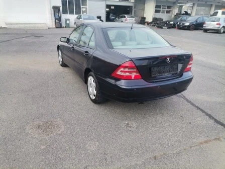 Mercedes-Benz C 220 Barter, снимка 2 - Автомобили и джипове - 52702402