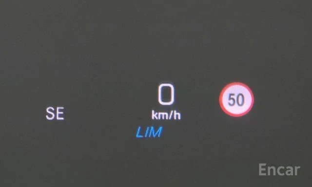 Mercedes-Benz E 300 e | ДИГИТАЛНО ТАБЛО | ОБДУХВАНЕ | 360 КАМЕРА | , снимка 14 - Автомобили и джипове - 54011173