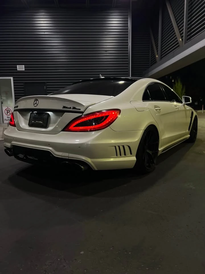 Mercedes-Benz CLS 63 AMG * Black Bison* Cat-Back* full carbon fibre interio, снимка 4 - Автомобили и джипове - 54016274