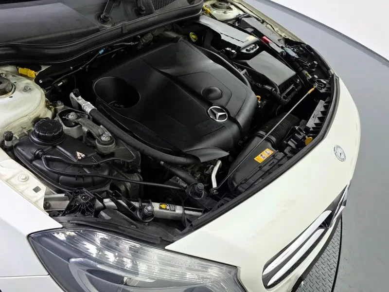 Mercedes-Benz A 200 2.0, снимка 6 - Автомобили и джипове - 54279051