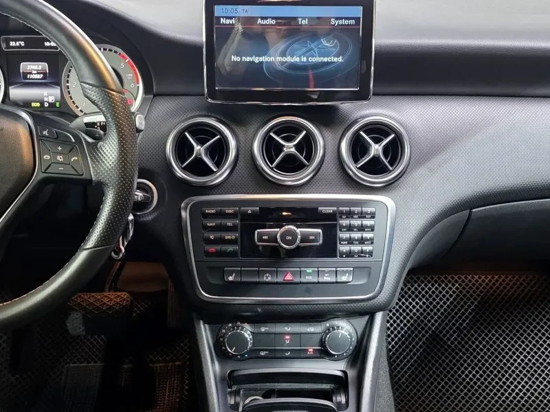 Mercedes-Benz A 200 2.0, снимка 14 - Автомобили и джипове - 54279051